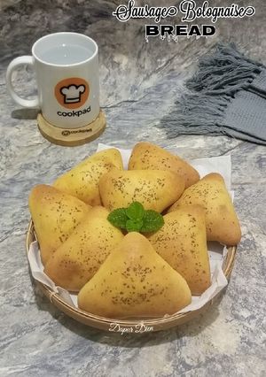 Foto resep Sausage Bolognaise Bread