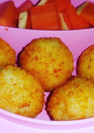Foto resep Bola-bola nasi isi abon