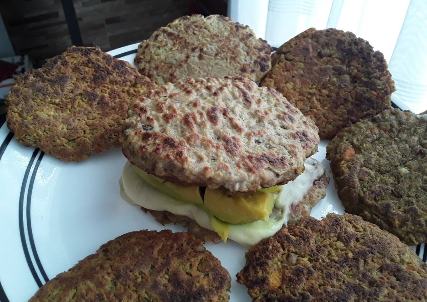 Hamburguesas de Lentejas😜 y Zanahoria😛🥕🥑🧀🍔🍔