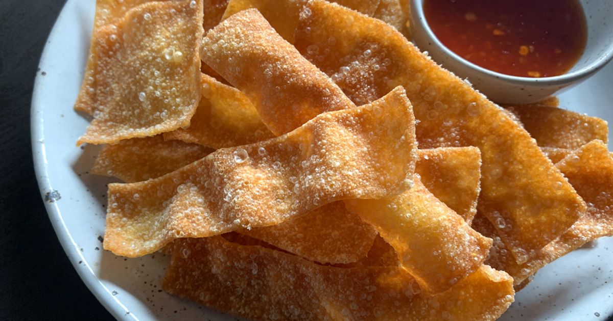 Wonton Wrapper Chips Recipe by Hiroko Liston - Cookpad