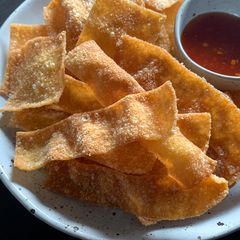 A picture of Wonton Wrapper Chips.