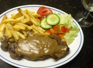 A picture of Stake Pepper Sauce.