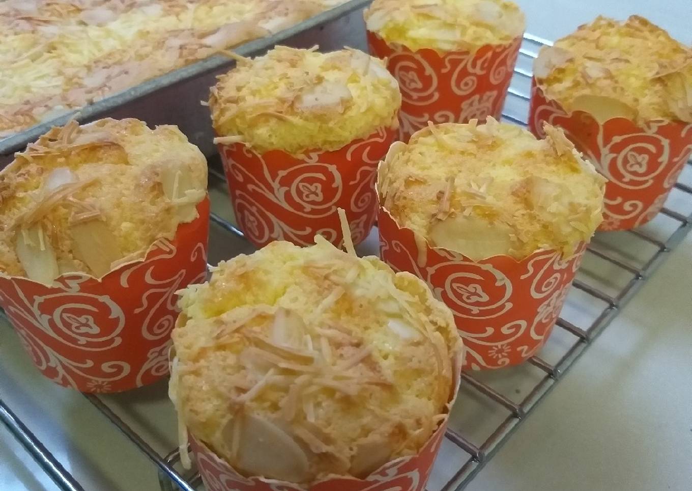 Bolu Hongkong Keju Almond