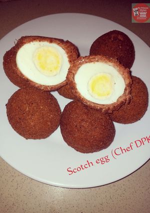 A picture of Scotch eggs.