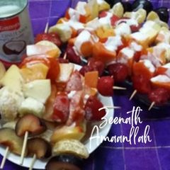 A picture of Cocktail Fruit Salad Kababs.