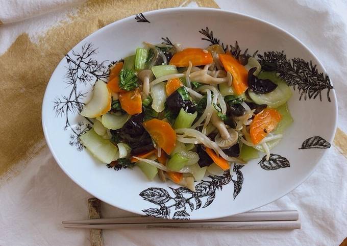 Steps to Prepare Perfect Stir-fried bok choy