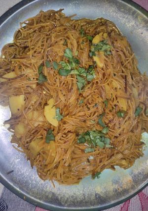 नमकीन सेवइयां (namkeen seviyan recipe in Hindi) रेसिपी मुख्य फोटो
