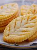 Puff Pastry Sugar Cookies (Leaf-shaped Simple Pies)