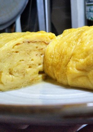 A picture of Tamagoyaki (Sushi-Style Sweet Omelet).