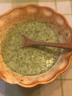 Una foto de Salsa verde en crudo