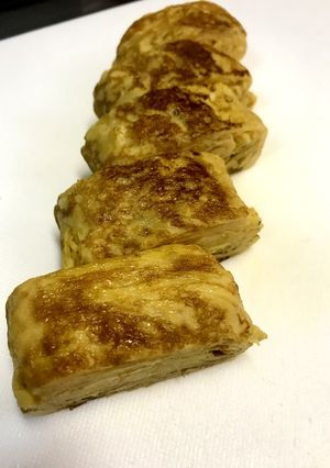 A picture of Tamagoyaki (Japanese Rolled Omelette, Dashi-maki, Sushi Tamago).