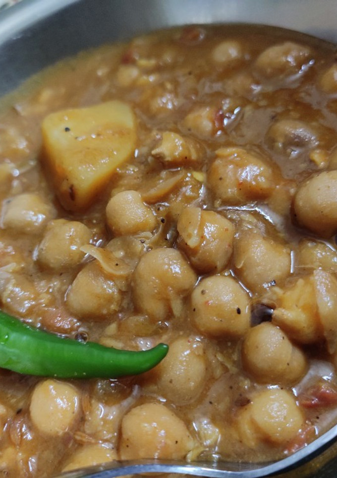 पंजाबी छोले (Punjabi chole recipe in Hindi) रेसिपी मुख्य फोटो