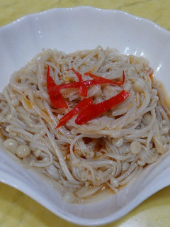 減醣夏日涼拌菜-酸辣金針菇 的食譜成品照片