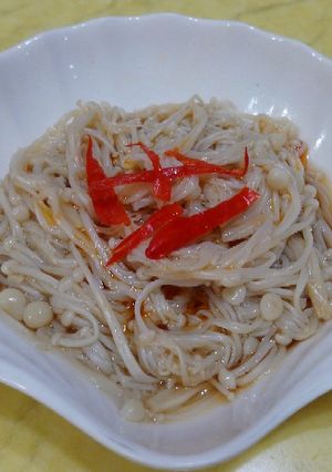 減醣夏日涼拌菜-酸辣金針菇 的食譜成品照片