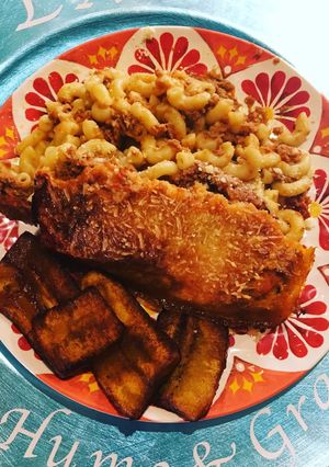 Una foto de Pastelon de Pasta Corta y Carnes Asadas