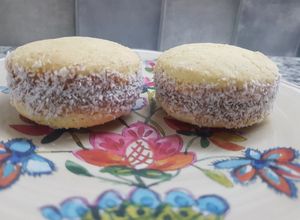 Una foto de Alfajores de maizena sin gluten sin batidora
