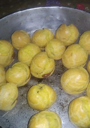 Una foto de Profiteroles rellenos de dulce de leche