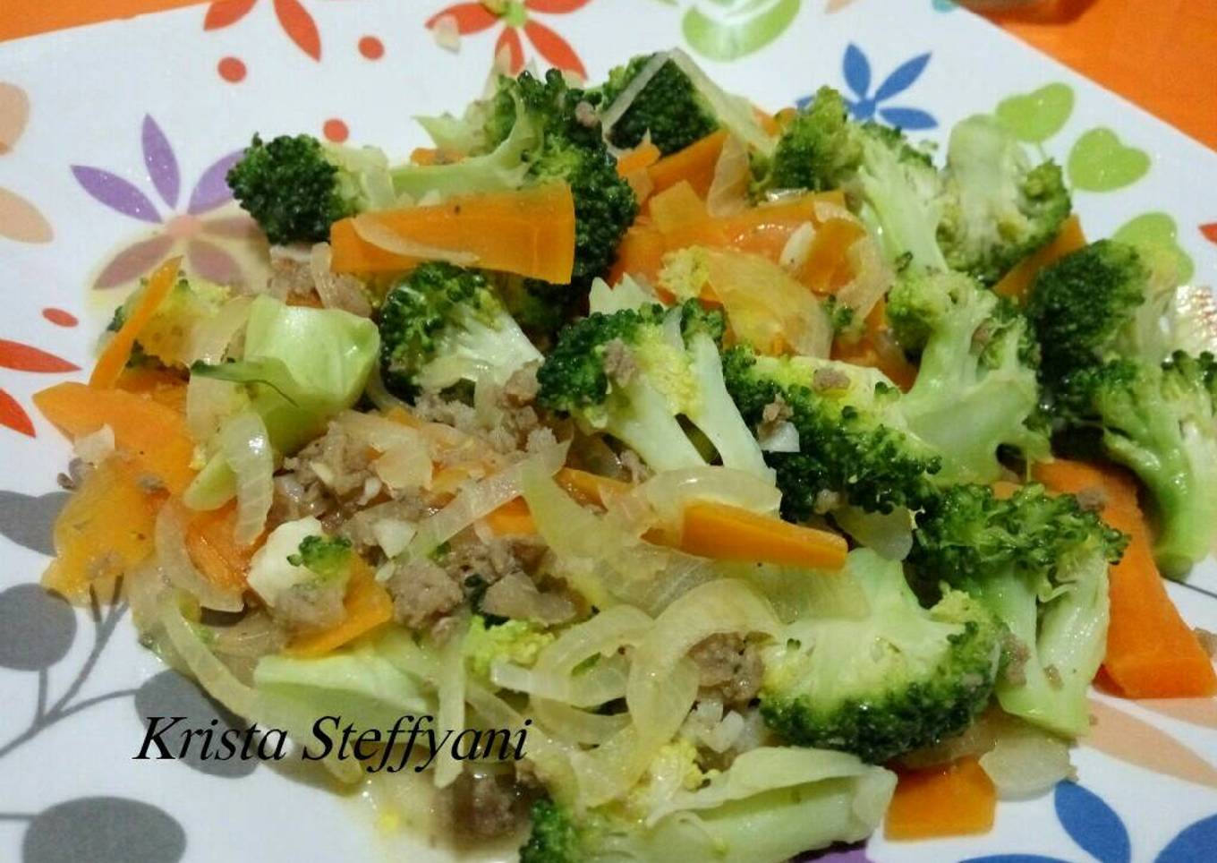 Tumis brokoli, wortel, daging cincang