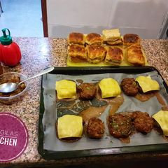 A picture of Beef burger patties.