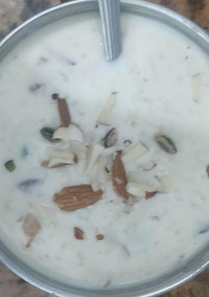 A picture of Rice Kheer.