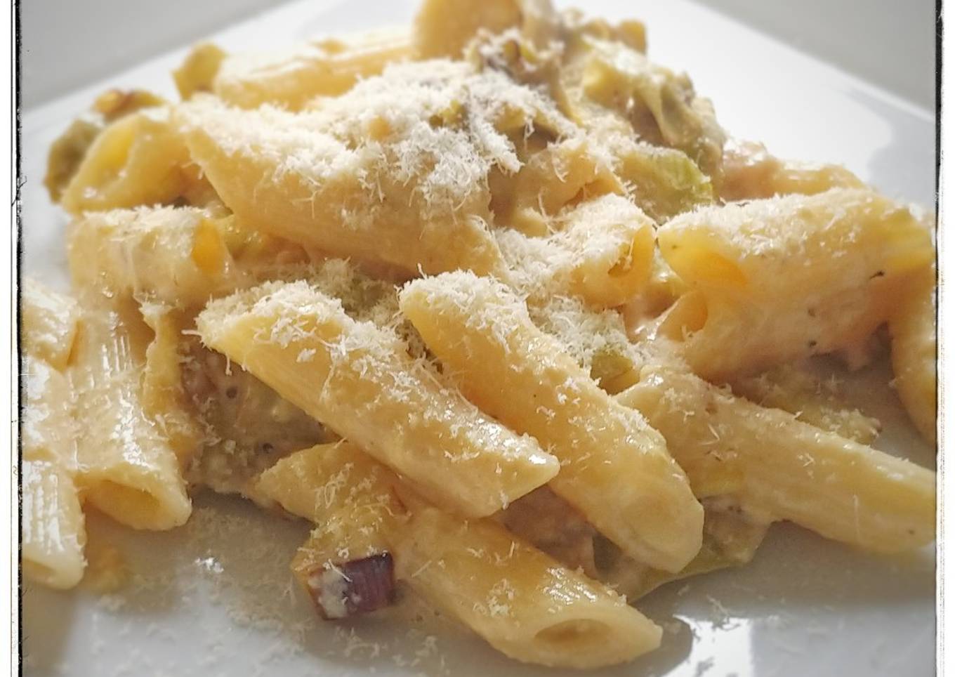 Penne et poireaux alla carbonara