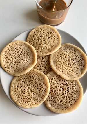 Une photo de Crêpes mille trous au levain et farine de blé complète