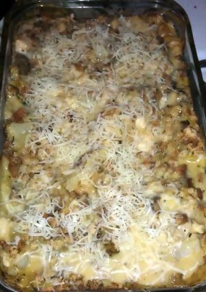A picture of Creamy Chicken and Stuffing Casserole.