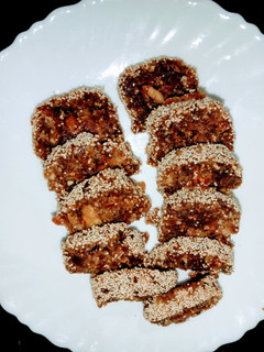 A picture of Fig burfi/Anjeer burfi.