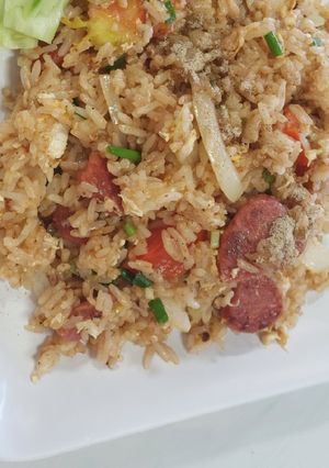 รูปของ ข้าวผัดกุนเชียงหอมเนย