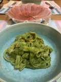 พาสต้าซอสเพสโต้ (Fettuccine with Pesto Sauce)