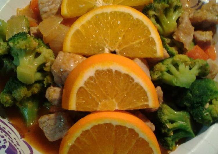 Pork a l'Orange with broccoli