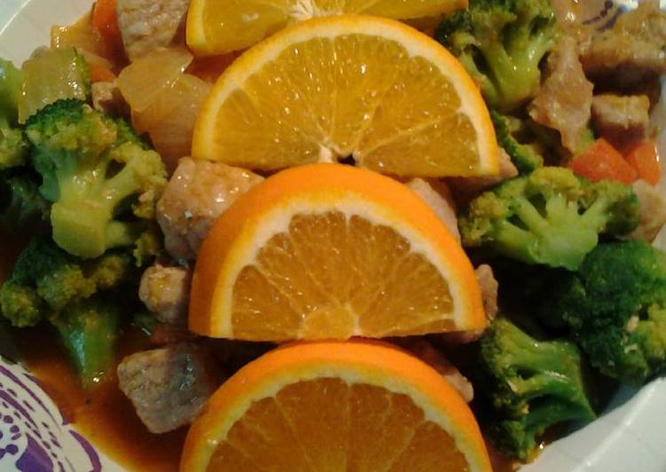 Easiest Way to Prepare Quick Pork a l’Orange with broccoli