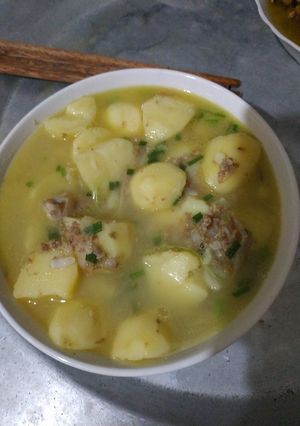 Hình của món Canh khoai tây thịt băm.
