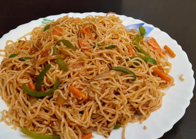 Special noodles (stir fried noodles) Recipe by Farha (Zaika Ncr) - Cookpad