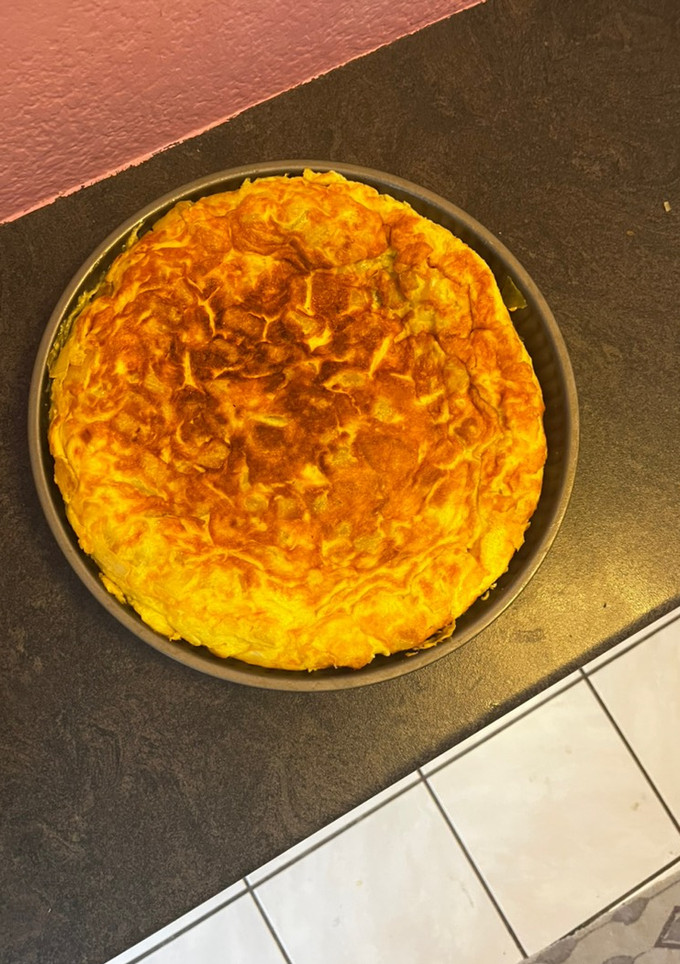 Una foto de Tortilla de patata con cebolla