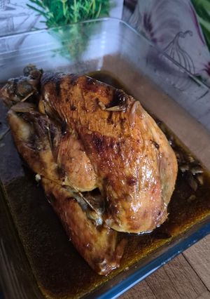 Une photo de Pintade au four dorée