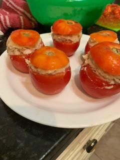 Una foto de Tomates rellenos