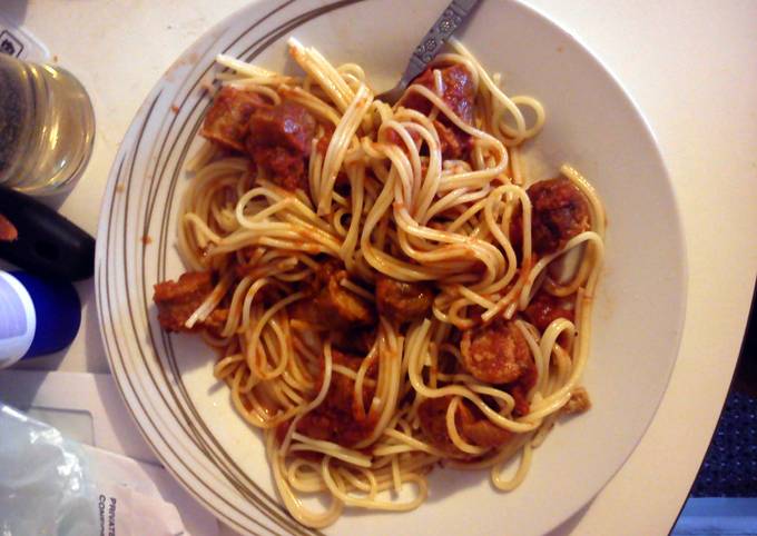 Spaghetti with sauce-age