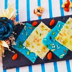 A picture of Bombay Ice Halwa.