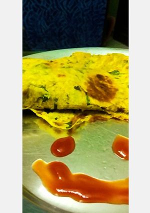 A picture of Methi thepla.