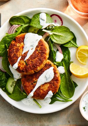 A picture of Easy Leftover Salmon Patties.