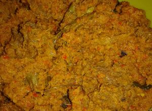 Foto resep Rendang daging sapi (pakai kelapa parut yang di sangrai)