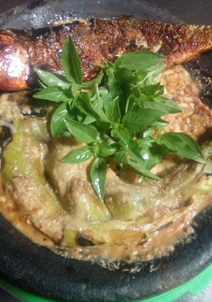 Foto resep Pecel TTB (Terong Tempe Bandeng)