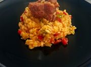 Una foto de arroz con costillas