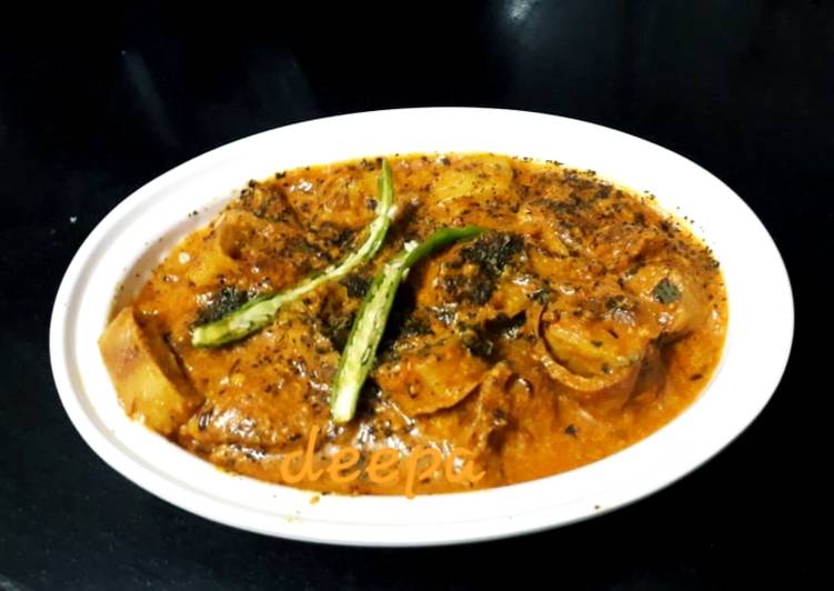 Easiest Way to Make Super Quick Homemade Makhani chaap gravy