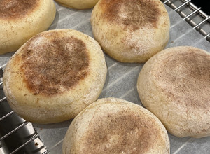 英式瑪芬包English Muffin（豬柳蛋漢堡包） 的食譜成品照片