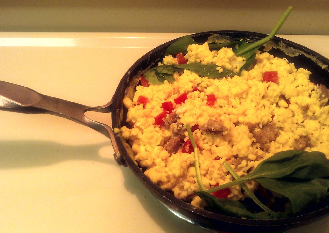 Vegetable Garden Eggs *try ham or just put your bacon in* I add Italian sausage bits, my husband loves it!