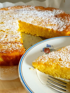 A világ legegyszerűbb túrós pitéje glutén- és laktózmentesen recept fotója