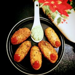 A picture of Potato Chutney Fingers.