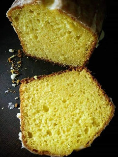 Una foto de Delicioso budín húmedo de naranja